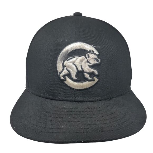New Era Men's Fitted Hat Black 7 1/2 Embroidered Chicago Cubs Logo 59Fifty - Picture 1 of 8